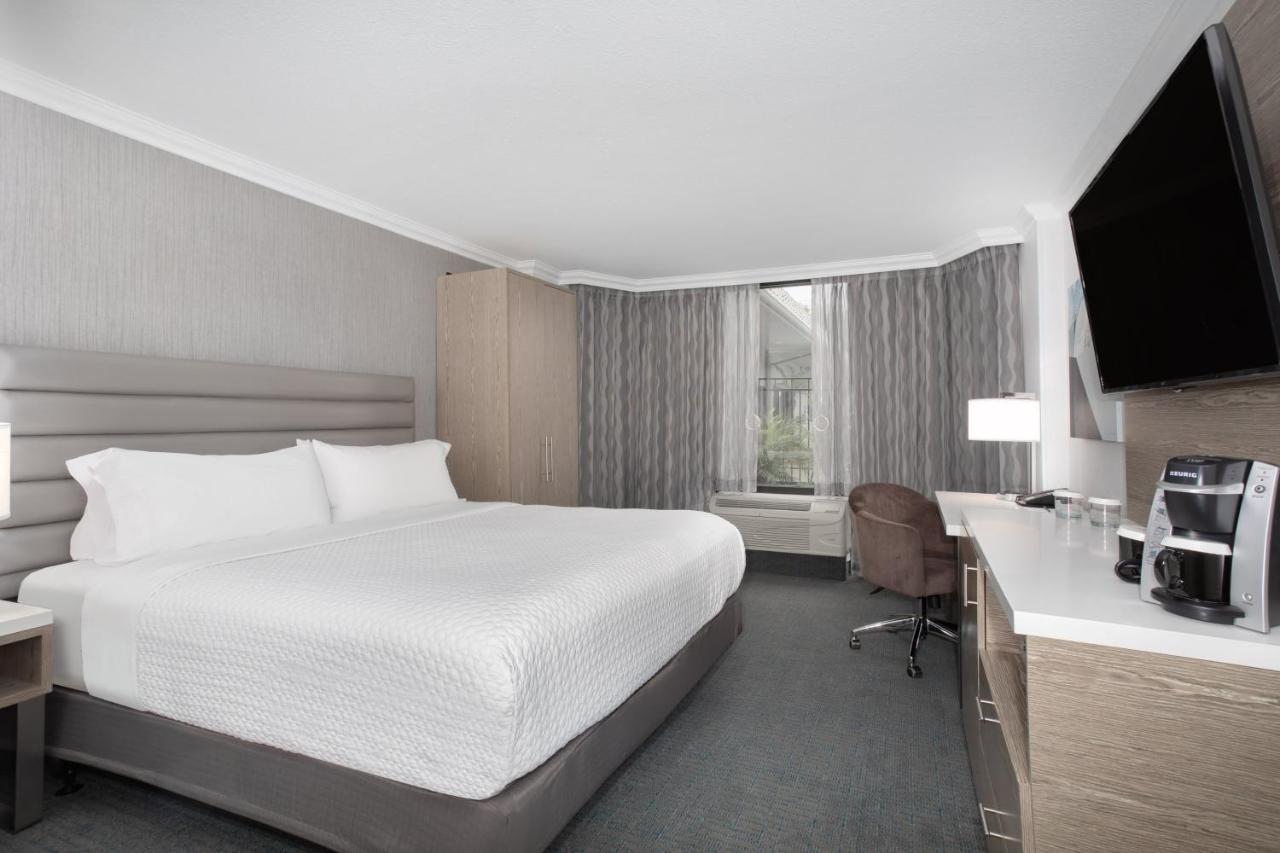 Готель Crowne Plaza Costa Mesa Orange County By Ihg Екстер'єр фото
