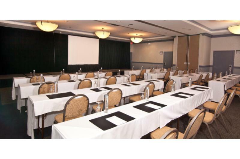 Готель Crowne Plaza Costa Mesa Orange County By Ihg Екстер'єр фото
