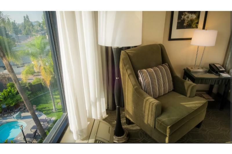 Готель Crowne Plaza Costa Mesa Orange County By Ihg Екстер'єр фото